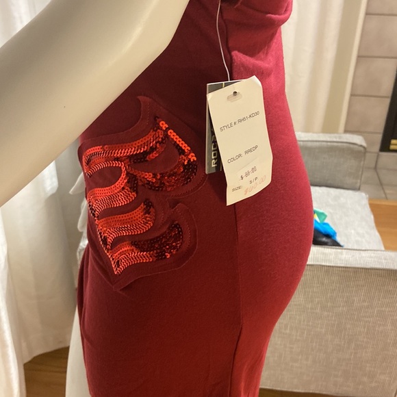 Dress - Picture 4 of 6